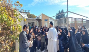 بازدید دانش‌آموزان دبیرستان‌های شهرستان میاندوآب از دانشکده کشاورزی دانشگاه ارومیه